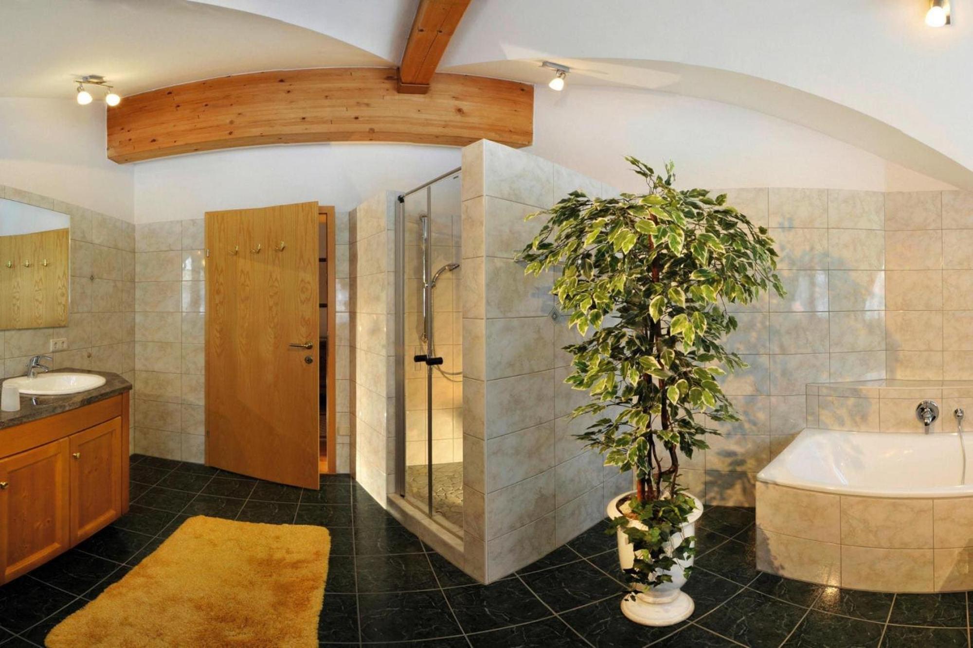 Apartment In Achenkirch With A Garden Achensee